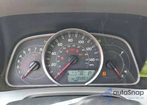 2014 Toyota Rav4 Xle z USA, uszkodzony, nr VIN 2T3WFREV1EW111368